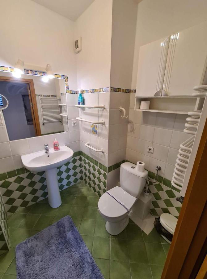 Apartament Francuska Pokoje Rooms วอร์ซอ ภายนอก รูปภาพ