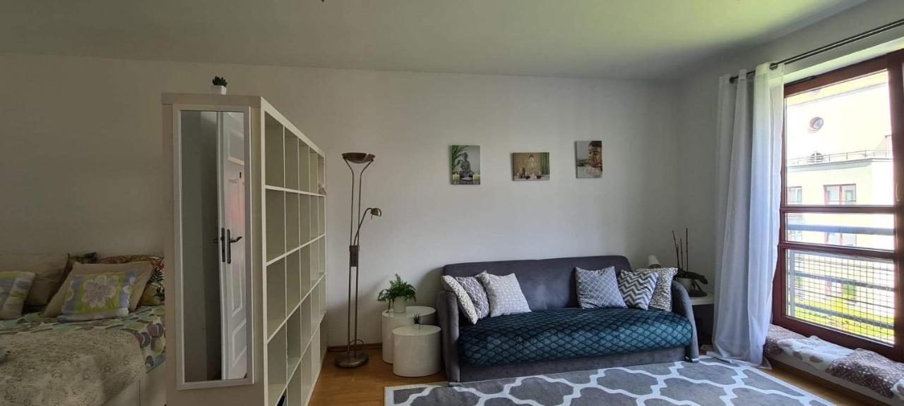 Apartament Francuska Pokoje Rooms วอร์ซอ ภายนอก รูปภาพ