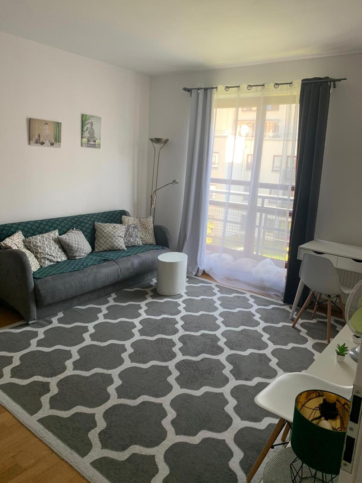 Apartament Francuska Pokoje Rooms วอร์ซอ ห้อง รูปภาพ